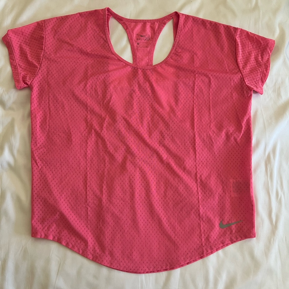 Nike Size Medium pink short sleeve running tank top mesh lightweight